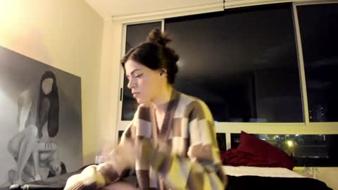 Snapshot of silverhase1 chatting on January 24, 3:43 am silverhase1 online show from January 24, 3:43 am