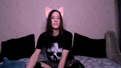 silvermuse online show from November 23, 9:03 pm