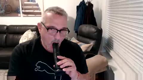 Snapshot of silveroli187 chatting on September 15, 3:34 pm silveroli187 online show from September 15, 3:34 pm