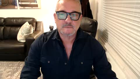 Snapshot of silveroli187 chatting on September 22, 1:46 pm silveroli187 online show from September 22, 1:46 pm