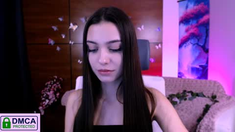 Snapshot of silvia_queen1 chatting on December 6, 12:02 am Silvia nude in pvt online show from December 6, 12:02 am