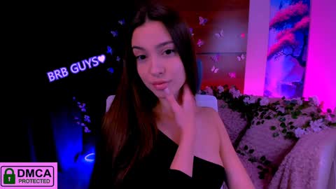 Snapshot of silvia_queen1 chatting on December 11, 12:12 am Silvia nude in pvt online show from December 11, 12:12 am