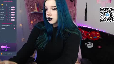 Snapshot of silvia_santorskii chatting on January 14, 9:13 am silvia_santorskii online show from January 14, 9:13 am