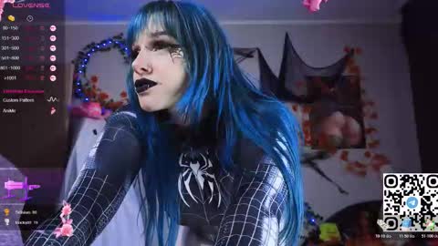 Snapshot of silvia_santorskii chatting on October 30, 8:27 am silvia_santorskii online show from October 30, 8:27 am