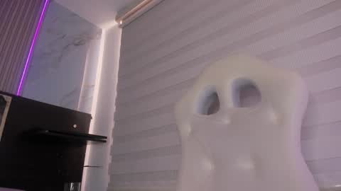 Snapshot of silviarichie_jade chatting on January 27, 5:58 pm silvia online show from January 27, 5:58 pm