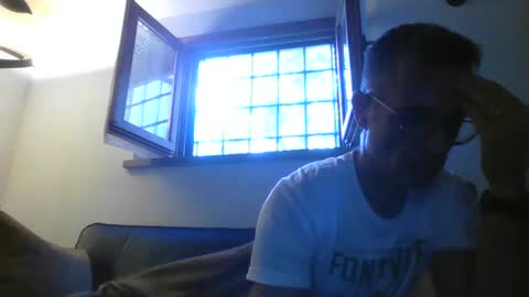 Snapshot of simmeturbate chatting on September 24, 11:02 am Italiandaddyitalydickassbottomassholecomshowmasturbatenudeboyitalyatleticcutemuscolarhardcockdickboy online show from September 24, 11:02 am