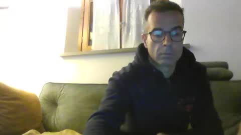 Snapshot of simmeturbate chatting on October 15, 9:04 pm Italiandaddyitalydickassbottomassholecomshowmasturbatenudeboyitalyatleticcutemuscolarhardcockdickboy online show from October 15, 9:04 pm