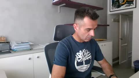 Snapshot of simmeturbate chatting on June 13, 9:07 am Italiandaddyitalydickassbottomassholecomshowmasturbatenudeboyitalyatleticcutemuscolarhardcockdickboy online show from June 13, 9:07 am