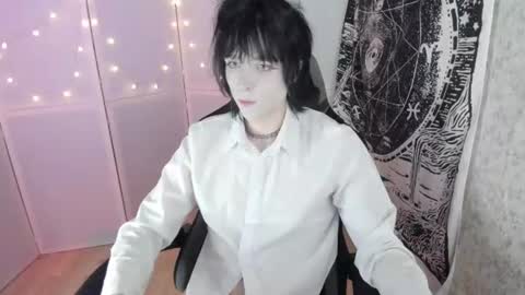 Snapshot of simochka_ chatting on August 5, 9:50 pm Simochka online show from August 5, 9:50 pm