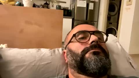 Si online show from December 18, 8:48 pm