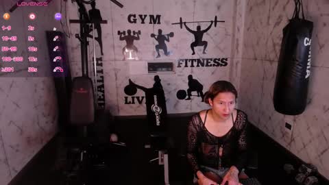 Snapshot of simon_durand chatting on February 23, 4:07 am simon_durand online show from February 23, 4:07 am