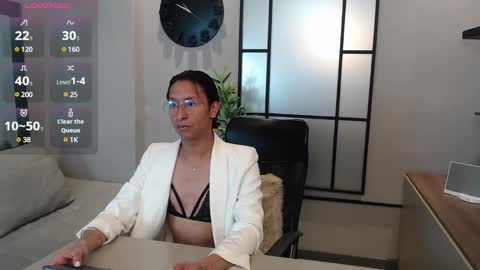 Snapshot of simon_durand chatting on February 28, 3:48 am simon_durand online show from February 28, 3:48 am