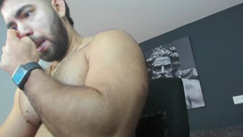 Snapshot of simon_leon01 chatting on January 22, 12:17 pm simon_leon01 online show from January 22, 12:17 pm