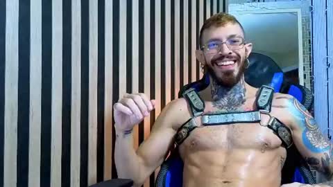 Snapshot of simon_rz chatting on June 10, 12:04 pm Simon online show from June 10, 12:04 pm