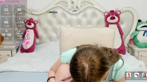 Snapshot of simonastephanie chatting on May 12, 4:37 pm simonastephanie online show from May 12, 4:37 pm
