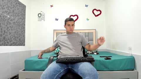 SIMON KELER online show from October 10, 11:09 am