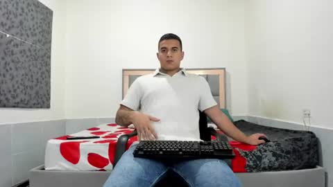 SIMON KELER online show from June 21, 4:59 am