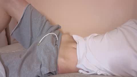 Snapshot of simonsecrett chatting on November 20, 6:18 pm Simon online show from November 20, 6:18 pm