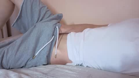 Snapshot of simonsecrett chatting on November 22, 2:27 pm Simon online show from November 22, 2:27 pm