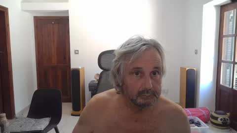 Simon online show from August 2, 8:46 am