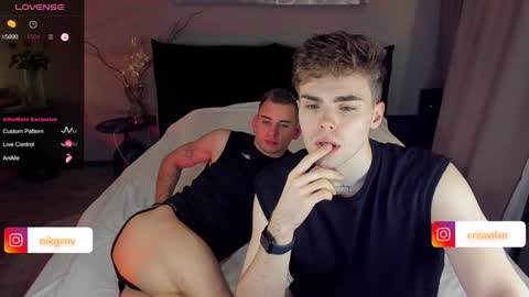 Snapshot of simonwnl chatting on January 15, 7:01 pm Simon online show from January 15, 7:01 pm