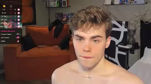 Simon online show from December 20, 9:00 pm