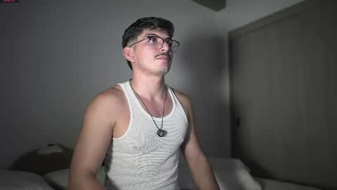 Snapshot of simoon_01 chatting on July 7, 4:04 am SIMOON online show from July 7, 4:04 am