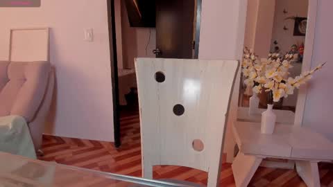 zoe online show from February 25, 4:31 pm