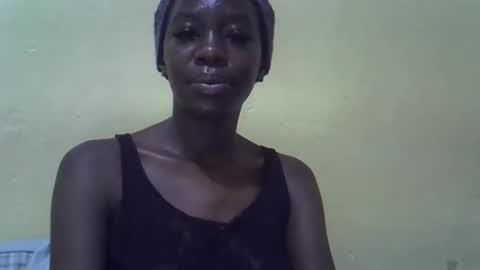 simplyloy33 online show from April 21, 4:19 am