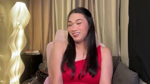 Snapshot of simplysultrykylie chatting on May 9, 8:14 pm Kylie online show from May 9, 8:14 pm