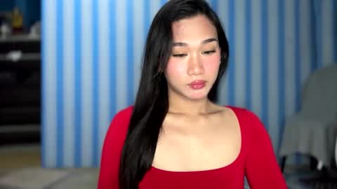 Snapshot of simplysultrykylie chatting on May 27, 9:01 pm Kylie online show from May 27, 9:01 pm