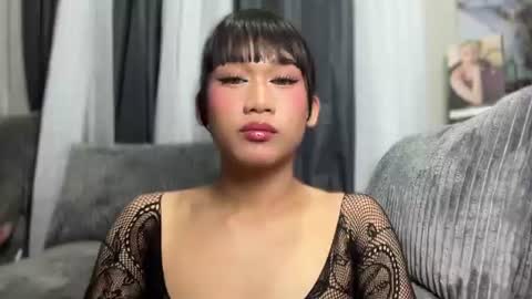 Snapshot of simplysultrykylie chatting on June 19, 11:36 am Kylie online show from June 19, 11:36 am