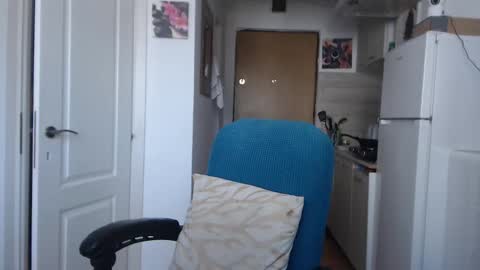 simyhvn online show from March 4, 8:13 am