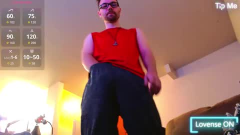 Snapshot of sin_lord chatting on November 8, 12:22 am Husky Dad online show from November 8, 12:22 am