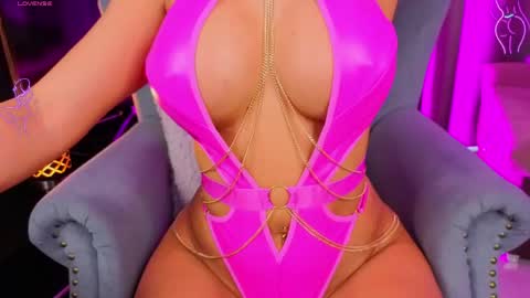 Snapshot of sin_withme_ chatting on May 22, 5:25 am Jessy online show from May 22, 5:25 am