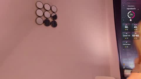 Snapshot of sincere_shyness chatting on February 5, 6:26 pm Naomi online show from February 5, 6:26 pm