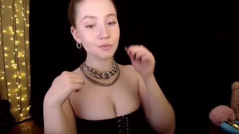 Sindi online show from November 10, 5:23 pm