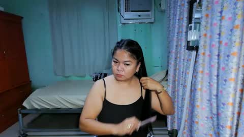 Snapshot of sinfullwife6969 chatting on September 25, 10:19 am sinfullwife6969 online show from September 25, 10:19 am