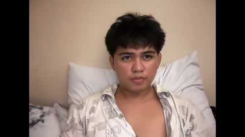 Snapshot of sinfullyasian chatting on March 22, 7:50 pm Dexter online show from March 22, 7:50 pm