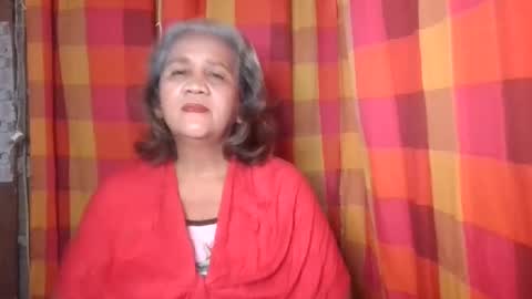 Snapshot of single_momma68 chatting on January 12, 7:53 am Single momma68 online show from January 12, 7:53 am