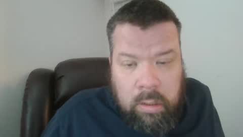 Snapshot of singledude_69 chatting on February 20, 2:02 pm SingleDude 69 online show from February 20, 2:02 pm