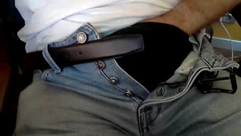 Snapshot of sinthesi chatting on September 17, 2:30 pm Alex online show from September 17, 2:30 pm