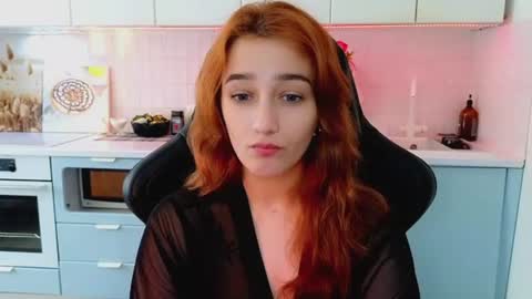 Sinty Noria online show from June 16, 1:19 am
