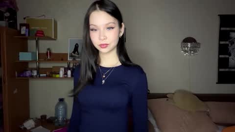 Emma online show from December 4, 12:03 pm