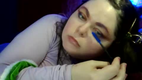 Siofra online show from November 10, 5:28 am