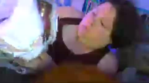 Snapshot of siofra chatting on July 1, 7:35 pm Siofra online show from July 1, 7:35 pm