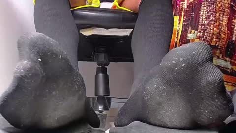 Snapshot of sir_kev66 chatting on February 17, 1:36 am only foot worshipers here online show from February 17, 1:36 am