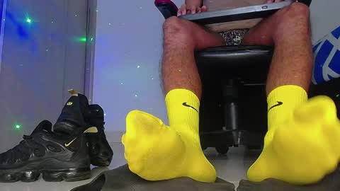 only foot                         worshipers here online show from December 19, 2:29 am