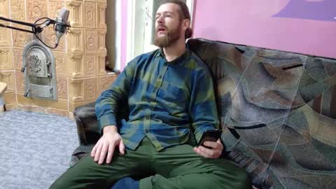 I am The Fourth and only Sir. Pelo online show from November 18, 12:42 pm