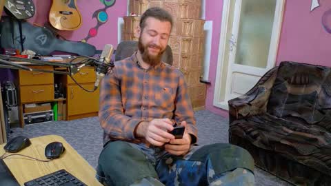 I am The Fourth and only Sir. Pelo online show from November 24, 11:21 am